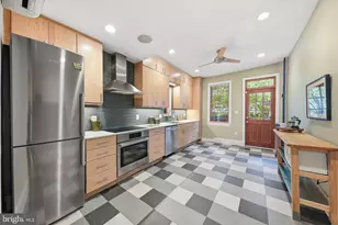 2204 Flagler Pl NW, Washington, DC 20001 - Photo 11