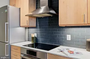 2204 Flagler Pl NW, Washington, DC 20001 - Photo 15