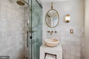 2325 20th St NW, Washington, DC 20009 - Photo 23
