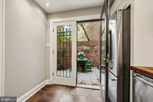 641 Independence Ave SE, Washington, DC 20003 - Photo 27
