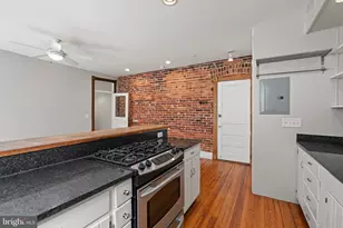 1832 Biltmore St NW, Washington, DC 20009 - Photo 15