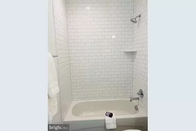 1016 17th Place NE #6, Washington, DC 20002 - Photo 13