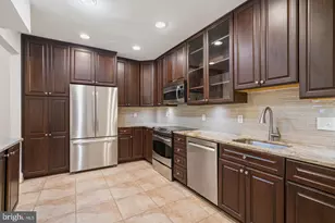 3231 Sutton Pl NW, Washington, DC 20016 - Photo 17