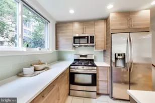 747 3rd St SW, Washington, DC 20024 - Photo 3