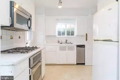 1667 Primrose Road NW, Washington, DC 20012 - Photo 9