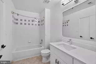 1300 N NW, Washington, DC 20005 - Photo 21