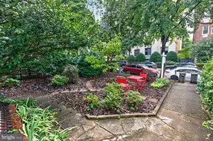 2007 Kalorama Rd NW, Washington, DC 20009 - Photo 39