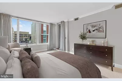 1155 23rd Street NW #7L, Washington, DC 20037 - Photo 7