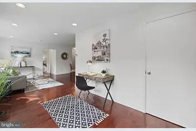 2710 Macomb Street NW #310, Washington, DC 20008 - Photo 11