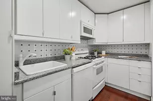 2710 Macomb St NW, Washington, DC 20008 - Photo 19