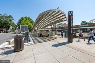 2710 Macomb St NW, Washington, DC 20008 - Photo 39