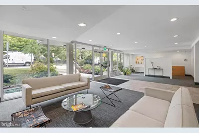 2710 Macomb Street NW #310, Washington, DC 20008 - Photo 33
