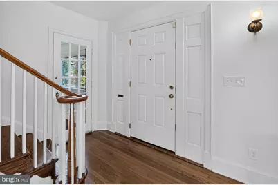 4929 Macarthur Boulevard NW, Washington, DC 20007 - Photo 3
