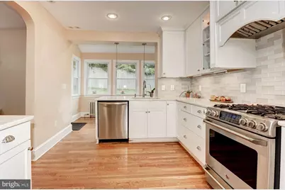 4929 Macarthur Boulevard NW, Washington, DC 20007 - Photo 7