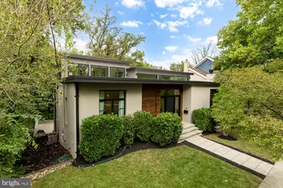 5148 Linnean Terrace NW, Washington, DC 20008 - Photo 3