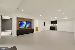 5148 Linnean Terrace NW, Washington, DC 20008 - Photo 45