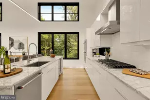 5148 Linnean Terrace NW, Washington, DC 20008 - Photo 25