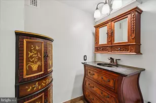 3001 Veazey Terrace NW, Washington, DC 20008 - Photo 31
