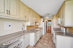 3001 Veazey Terrace NW, Washington, DC 20008 - Photo 27