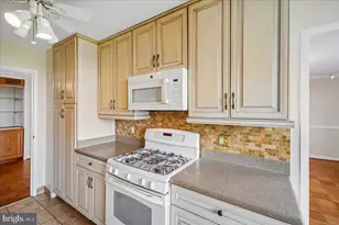 3001 Veazey Terrace NW, Washington, DC 20008 - Photo 29