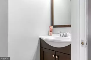1812 Bryant St NE, Washington, DC 20018 - Photo 7
