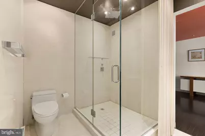 2725 39th Street NW #402, Washington, DC 20007 - Photo 15