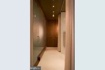 2725 39th Street NW #402, Washington, DC 20007 - Photo 13