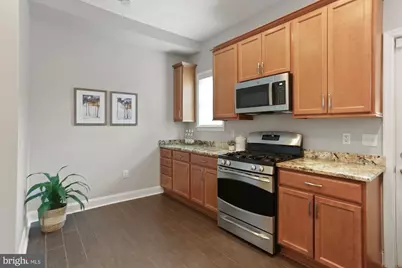 215 T Street NE, Washington, DC 20002 - Photo 7