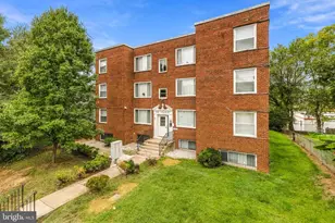 3865 Halley Terrace SE, Washington, DC 20032 - Photo 3