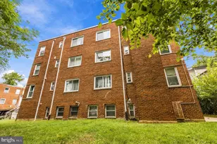 3865 Halley Terrace SE, Washington, DC 20032 - Photo 27