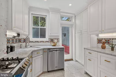 603 Acker Place NE, Washington, DC 20002 - Photo 11