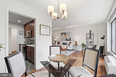 2501 Calvert Street NW #505, Washington, DC 20008 - Photo 9