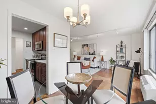 2501 Calvert St NW, Washington, DC 20008 - Photo 9