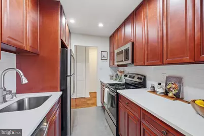 2501 Calvert Street NW #505, Washington, DC 20008 - Photo 11