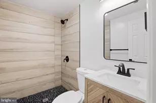 5725 13th St NW, Washington, DC 20011 - Photo 27