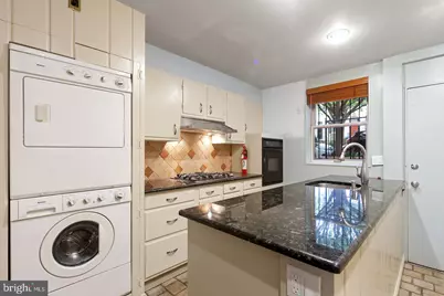 2415 I Street NW, Washington, DC 20037 - Photo 47