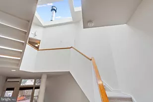 2415 I St NW, Washington, DC 20037 - Photo 21