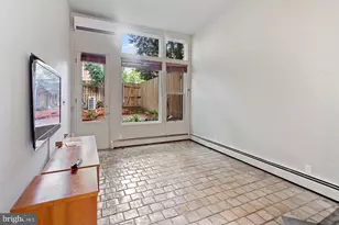 2415 I St NW, Washington, DC 20037 - Photo 45