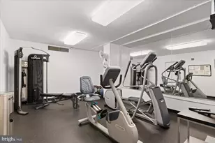 4101 Cathedral Ave NW, Washington, DC 20016 - Photo 37