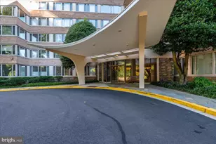 4101 Cathedral Ave NW, Washington, DC 20016 - Photo 39