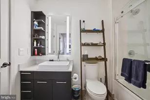 70 N Street SE, Washington, DC 20003 - Photo 23
