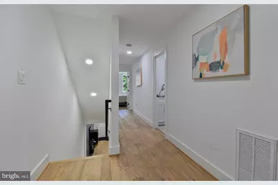1427 K Street SE, Washington, DC 20003 - Photo 15
