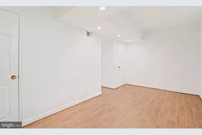3610 39th Street NW #A541, Washington, DC 20016 - Photo 25