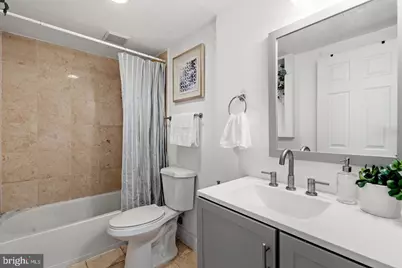 1125 12th Street NW #21, Washington, DC 20005 - Photo 11