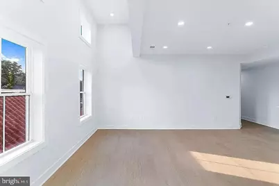 1109 NW Fern Street NW #301, Washington, DC 20012 - Photo 7