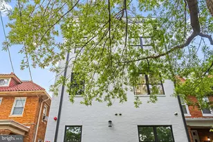1109 NW Fern Street NW, Washington, DC 20012 - Photo 3