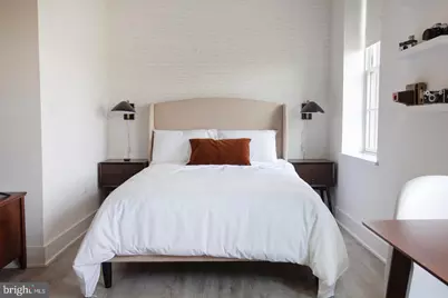 816 Potomac Avenue SE #403, Washington, DC 20003 - Photo 3