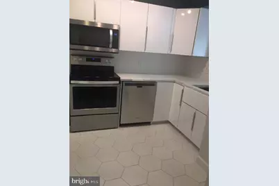 2111 Wisconsin Avenue NW #101, Washington, DC 20007 - Photo 5