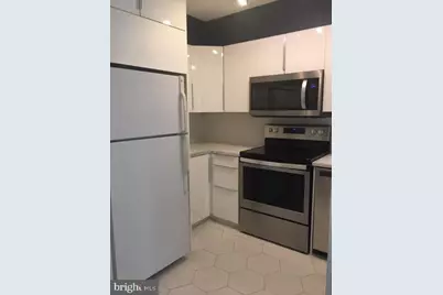 2111 Wisconsin Avenue NW #101, Washington, DC 20007 - Photo 3