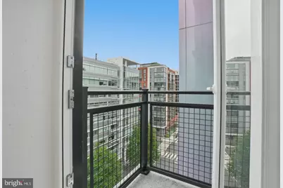 37 L Street SE #902, Washington, DC 20003 - Photo 9